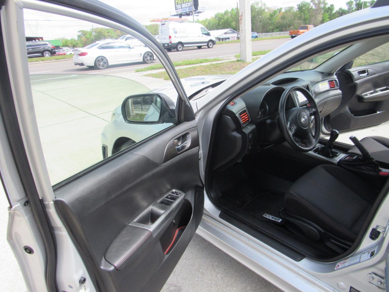 Subaru Impreza Wagon WRX 5dr Man WRX Premium 2011