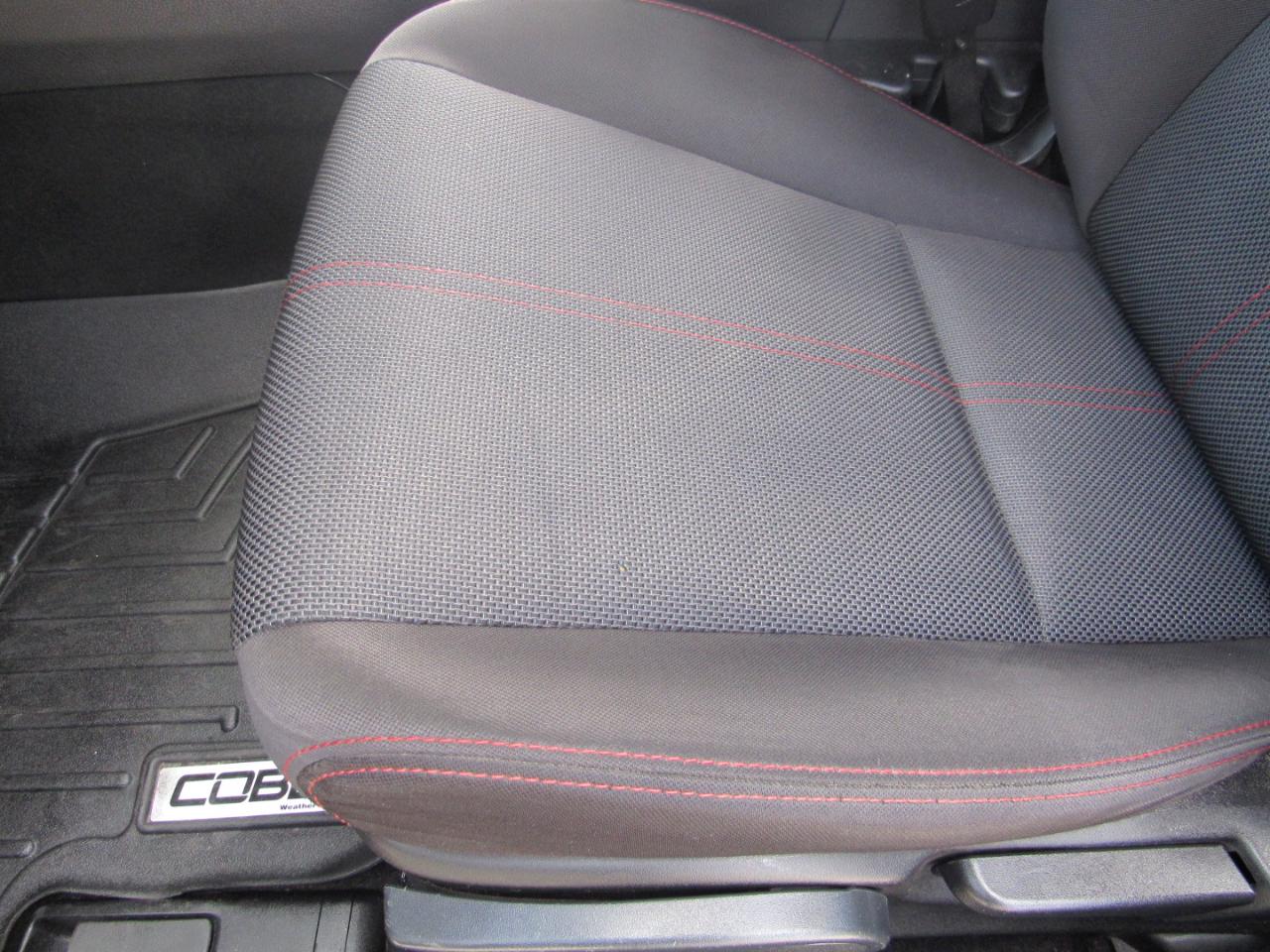 Subaru Impreza Wagon WRX 5dr Man WRX Premium 2011