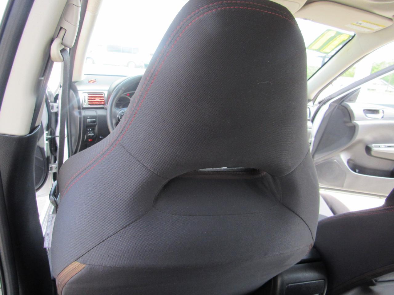 Subaru Impreza Wagon WRX 5dr Man WRX Premium 2011