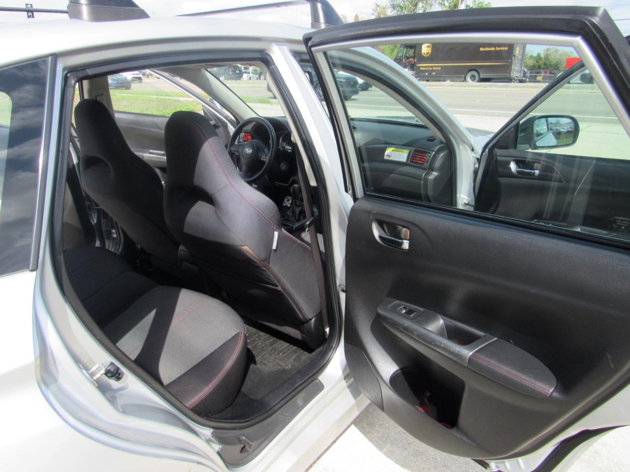 Subaru Impreza Wagon WRX 5dr Man WRX Premium 2011