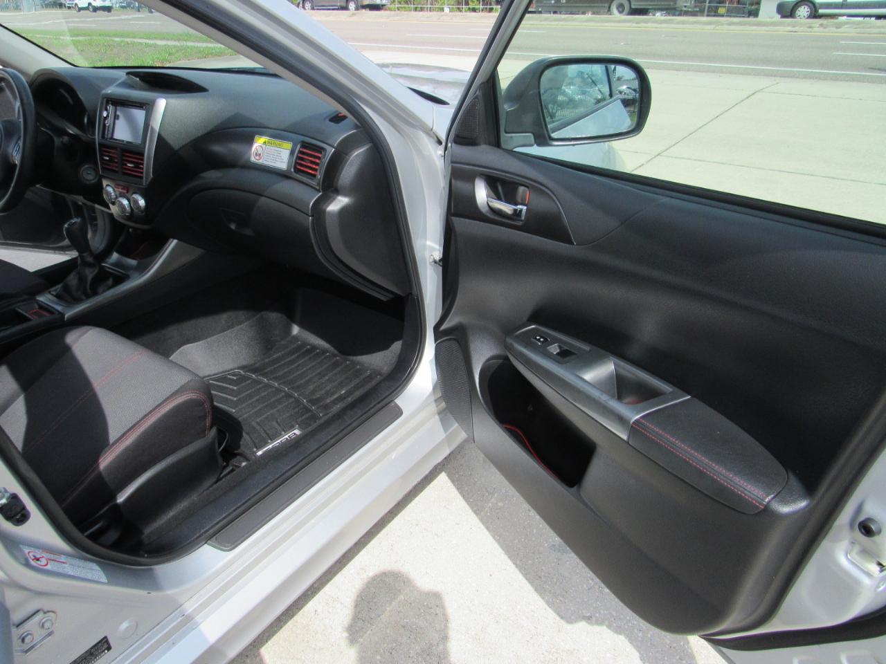 Subaru Impreza Wagon WRX 5dr Man WRX Premium 2011