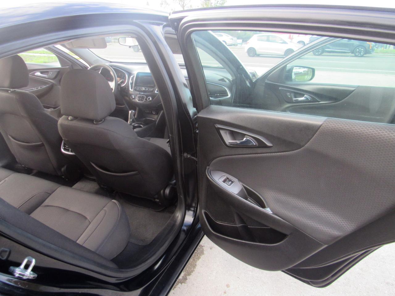 Chevrolet Malibu 4dr Sdn LT 2020