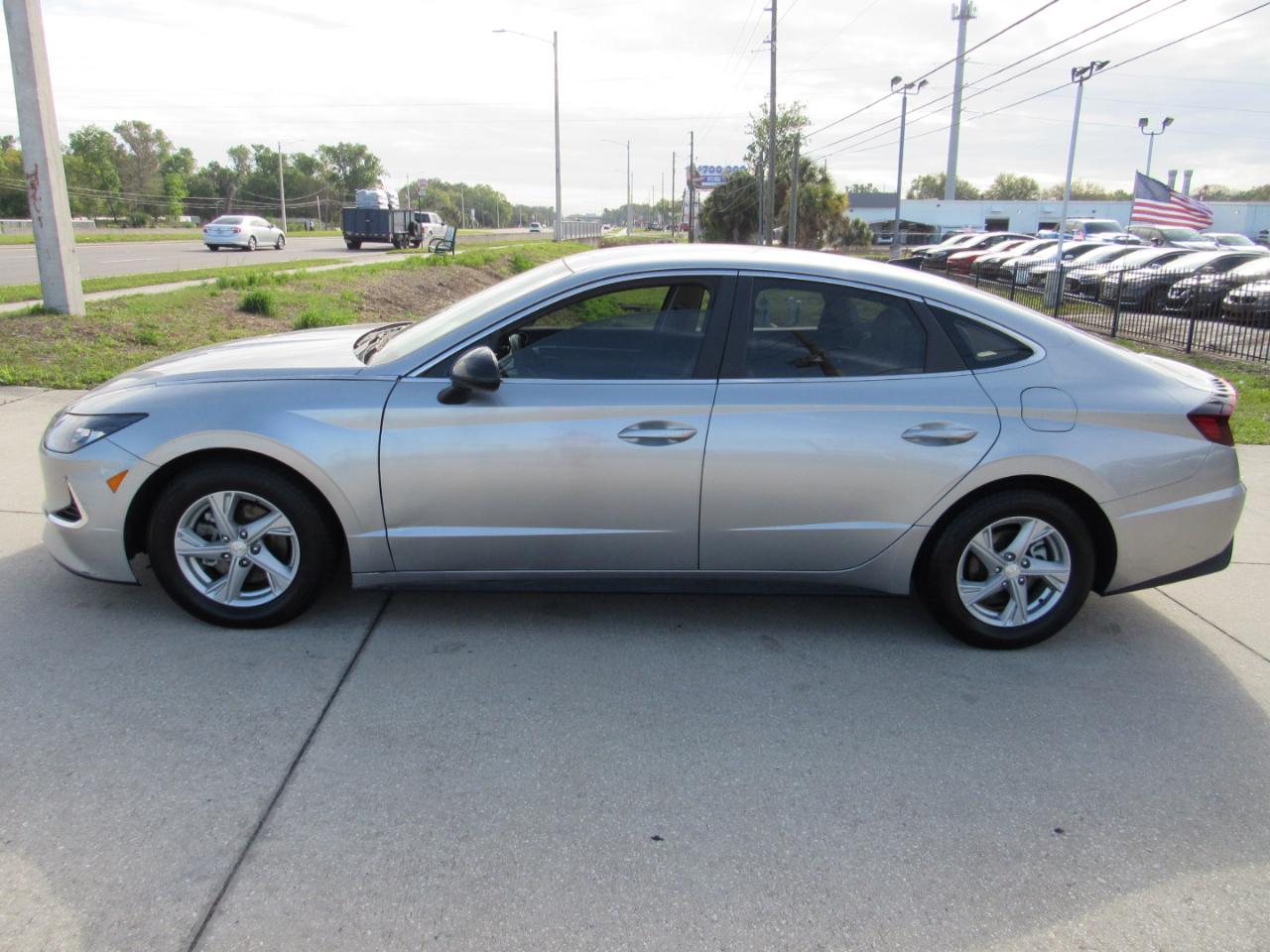 Hyundai Sonata SE 2.5L 2021