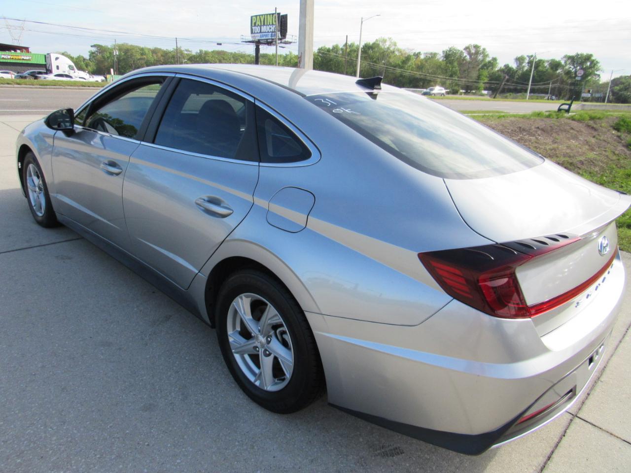 Hyundai Sonata SE 2.5L 2021