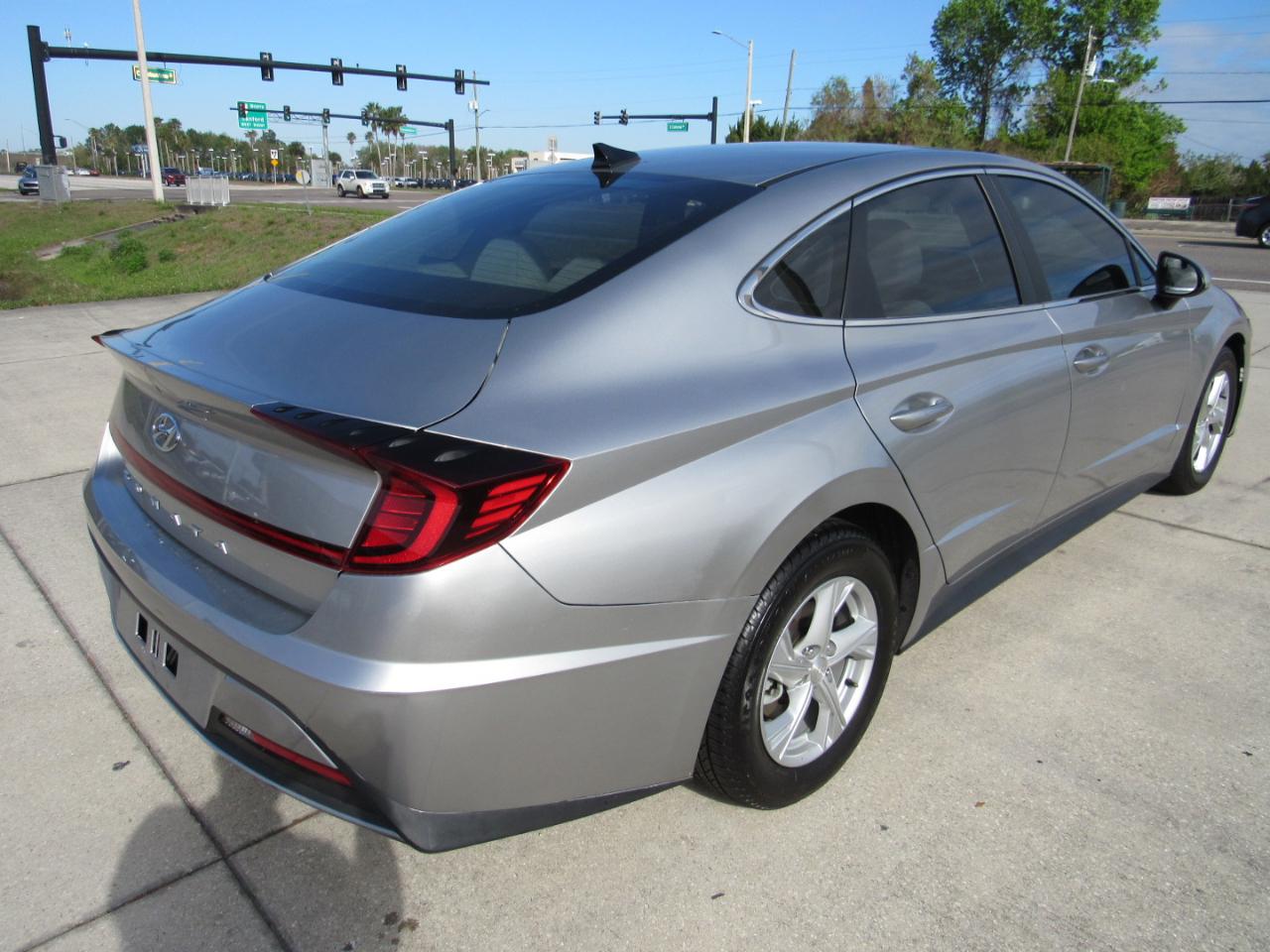 Hyundai Sonata SE 2.5L 2021