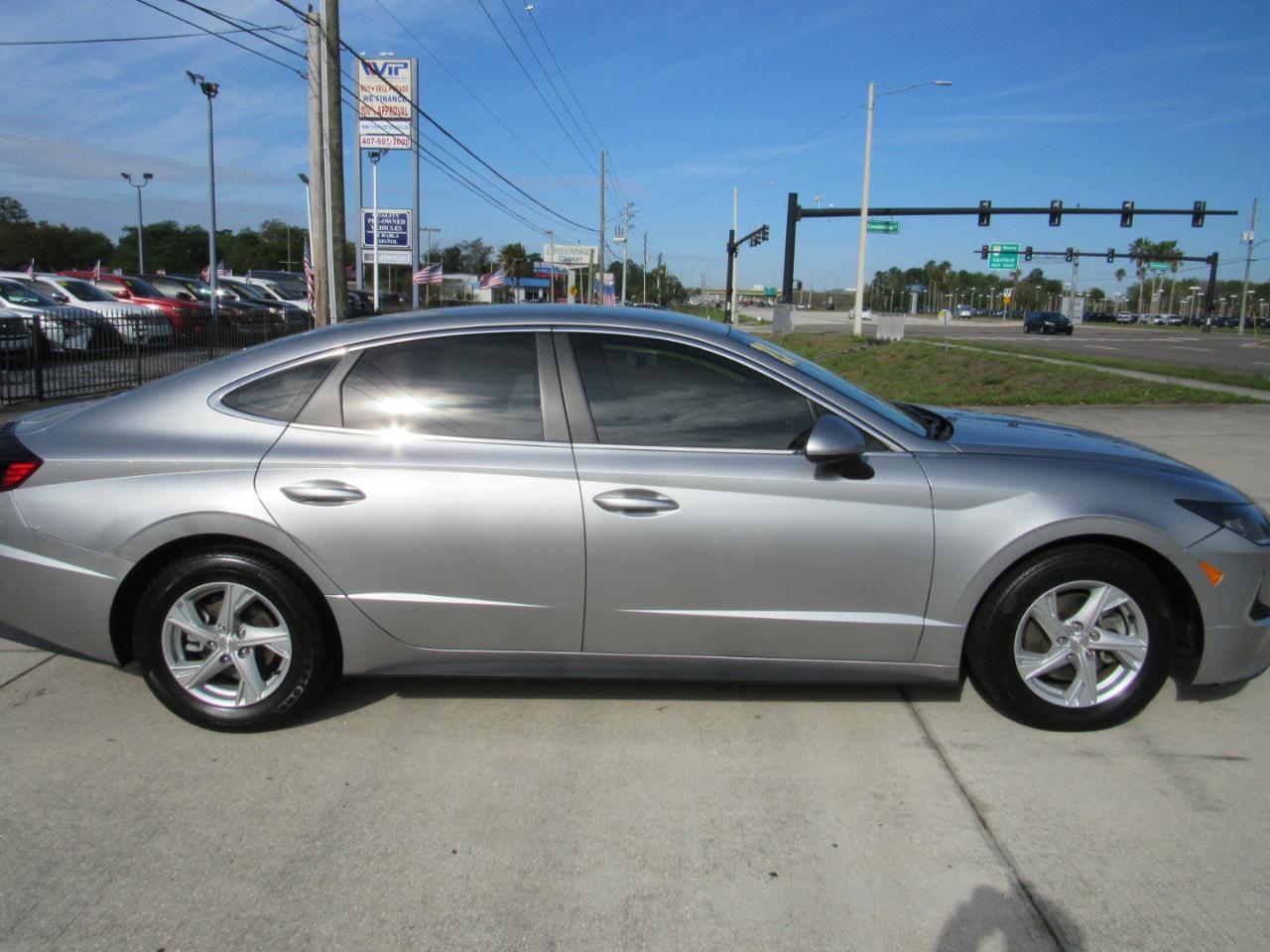 Hyundai Sonata SE 2.5L 2021