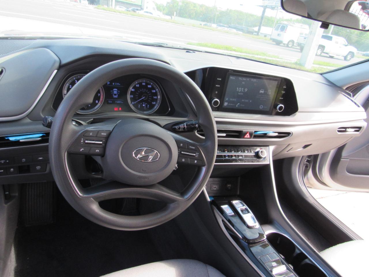 Hyundai Sonata SE 2.5L 2021