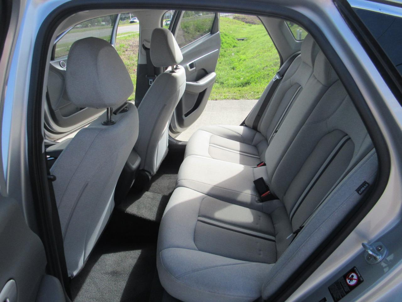 Hyundai Sonata SE 2.5L 2021