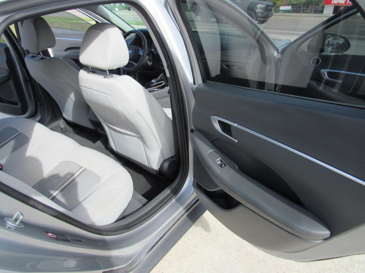 Hyundai Sonata SE 2.5L 2021