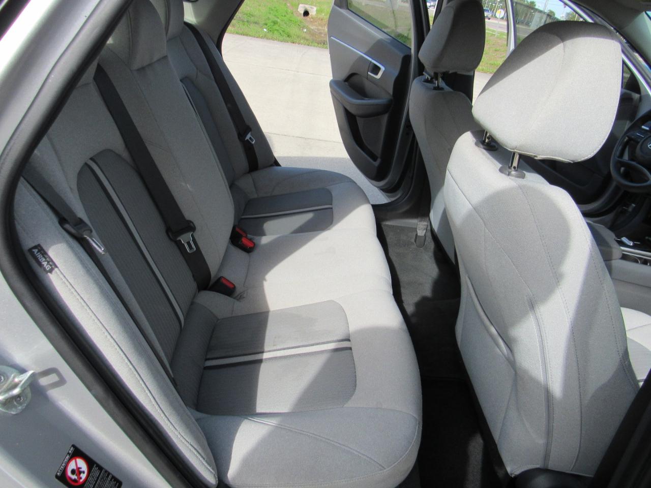 Hyundai Sonata SE 2.5L 2021