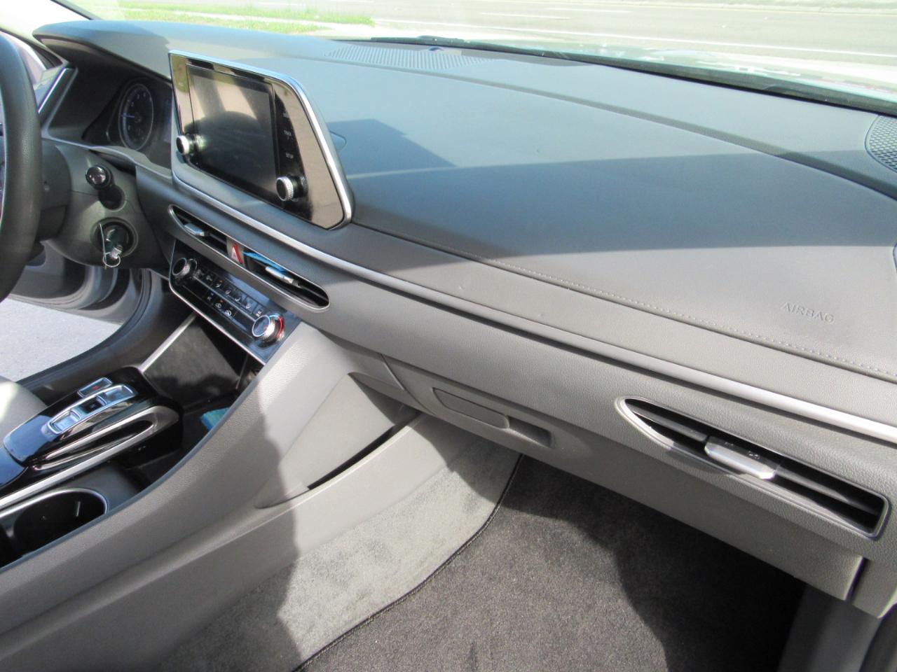 Hyundai Sonata SE 2.5L 2021