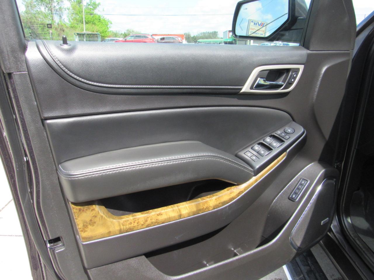 GMC Yukon XL 2WD 4dr Denali 2016