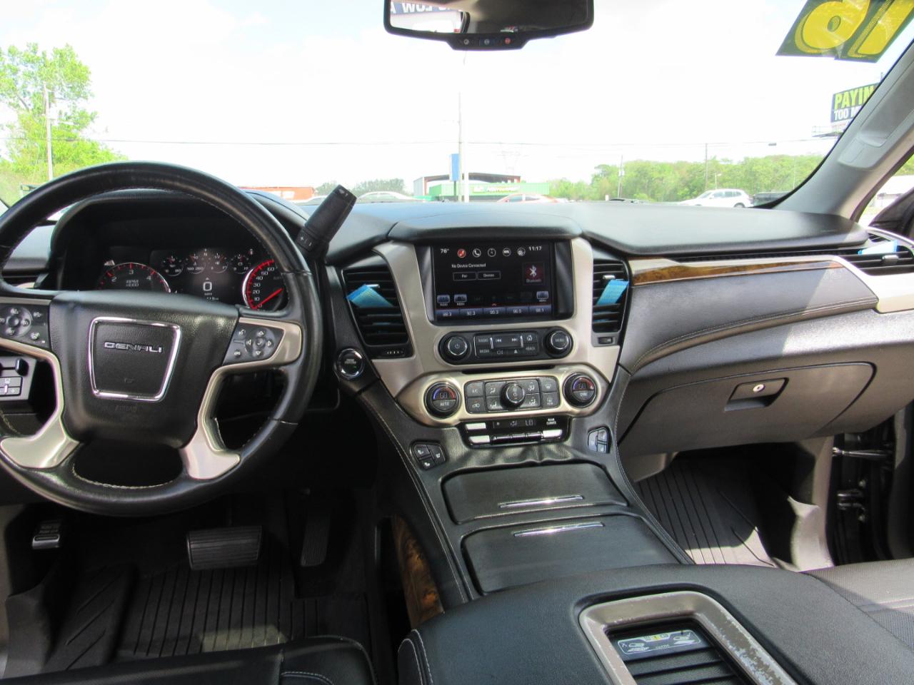 GMC Yukon XL 2WD 4dr Denali 2016