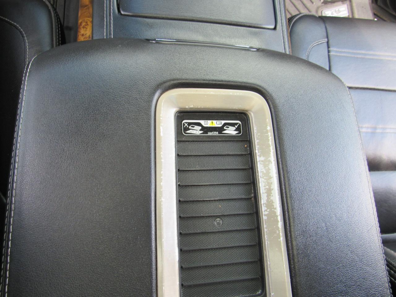 GMC Yukon XL 2WD 4dr Denali 2016