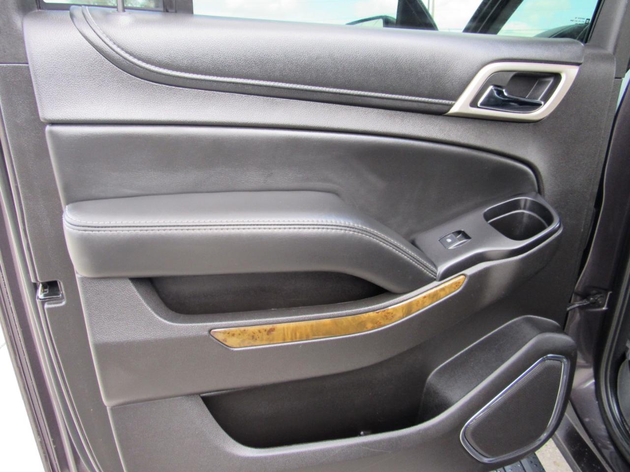 GMC Yukon XL 2WD 4dr Denali 2016