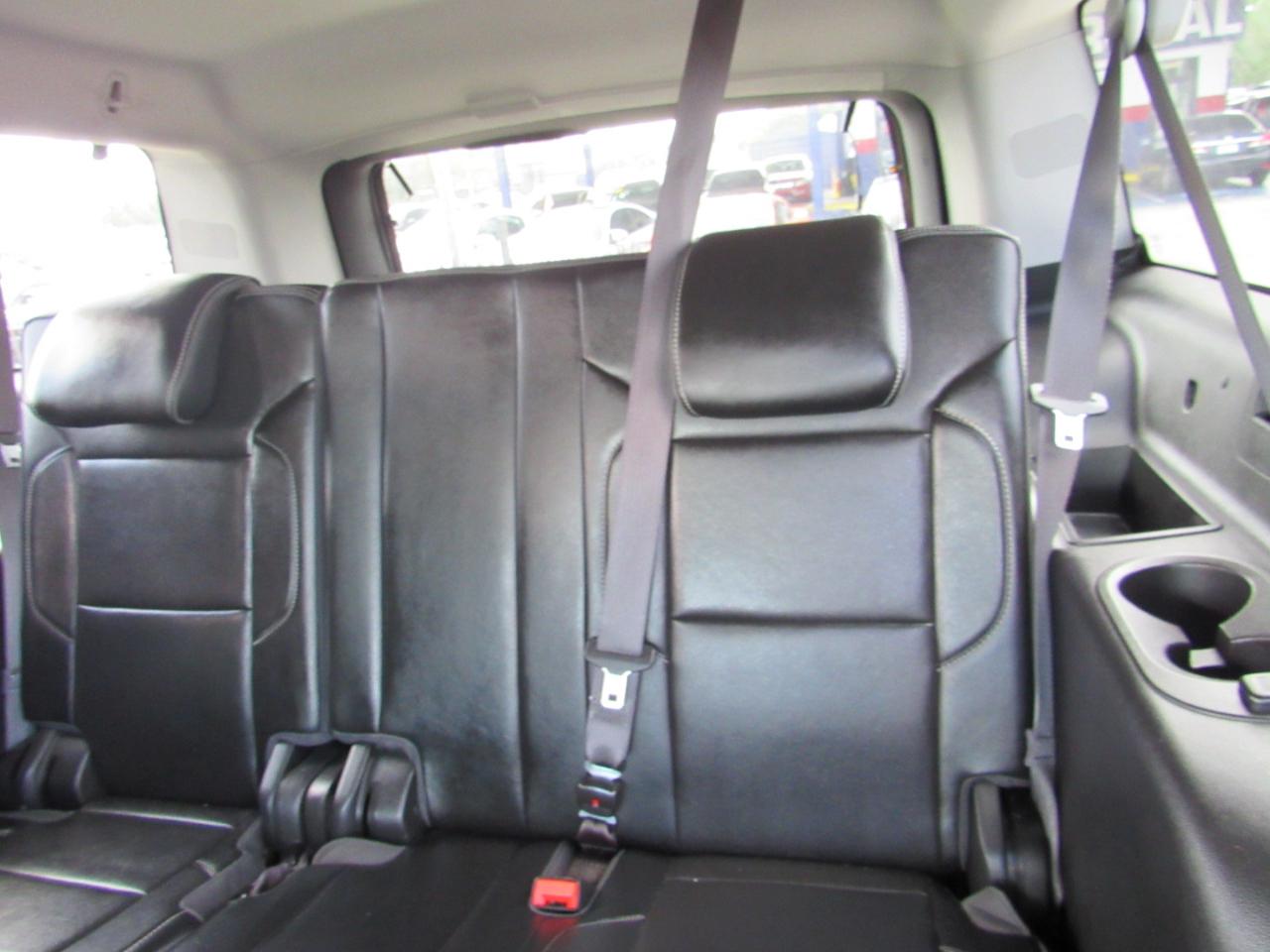 GMC Yukon XL 2WD 4dr Denali 2016