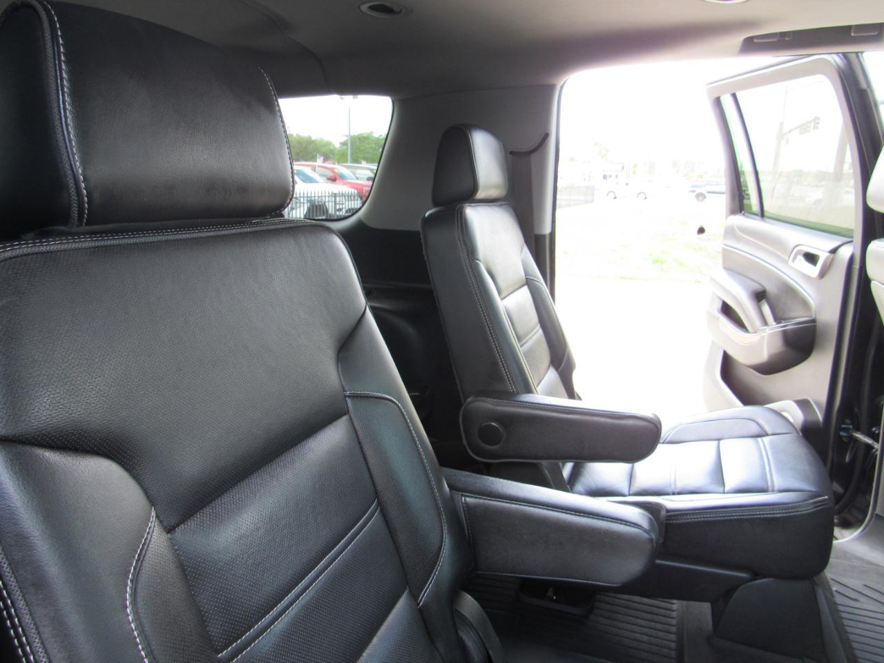 GMC Yukon XL 2WD 4dr Denali 2016