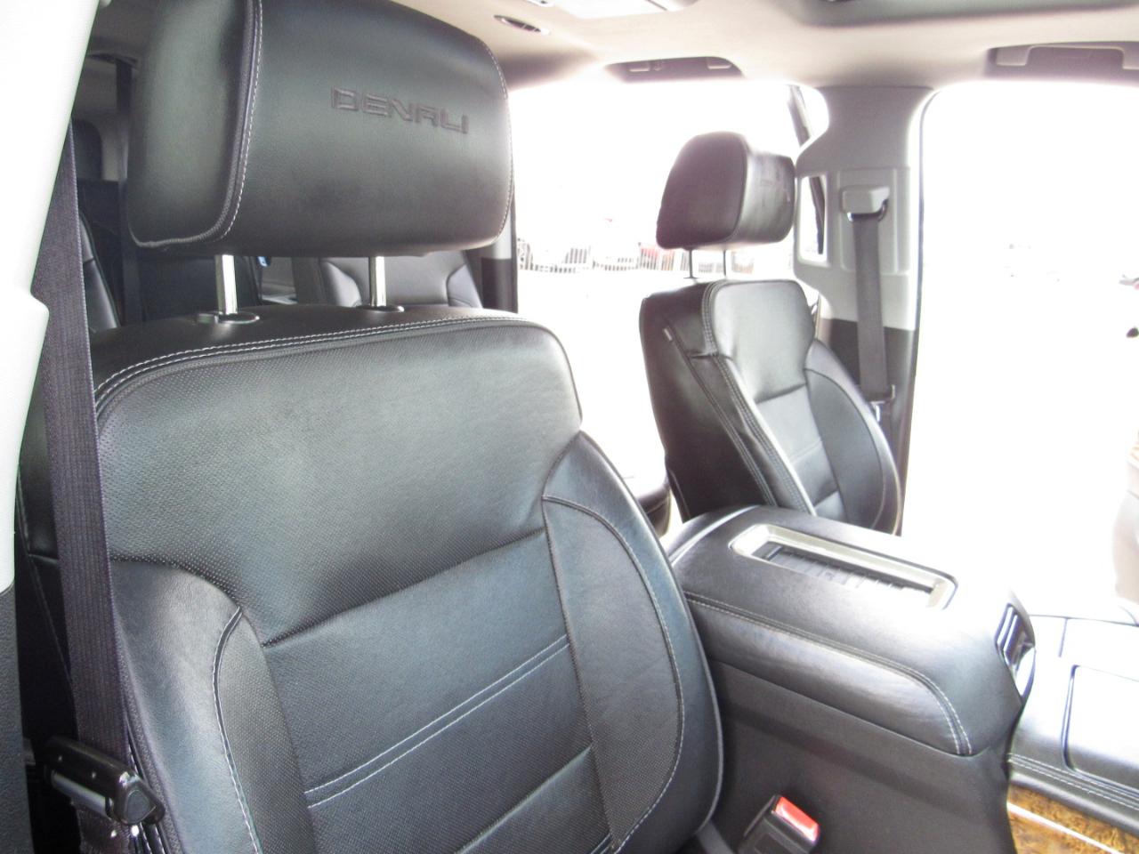 GMC Yukon XL 2WD 4dr Denali 2016