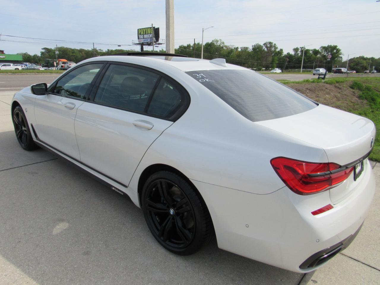 BMW 7 Series 750i Sedan 2018