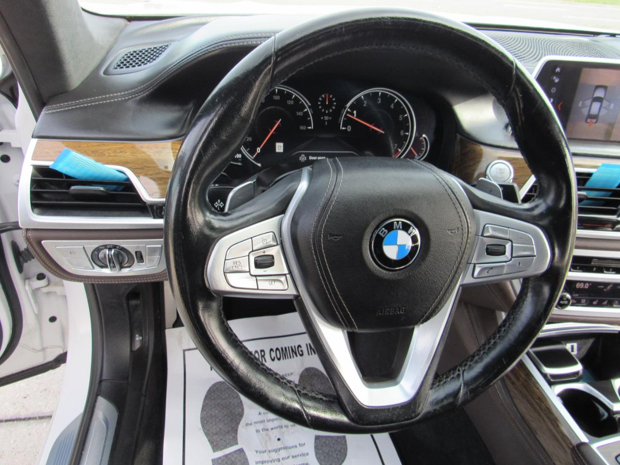 BMW 7 Series 750i Sedan 2018