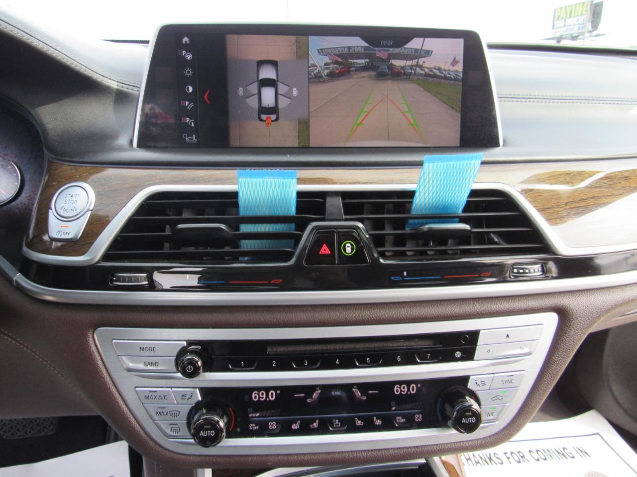 BMW 7 Series 750i Sedan 2018