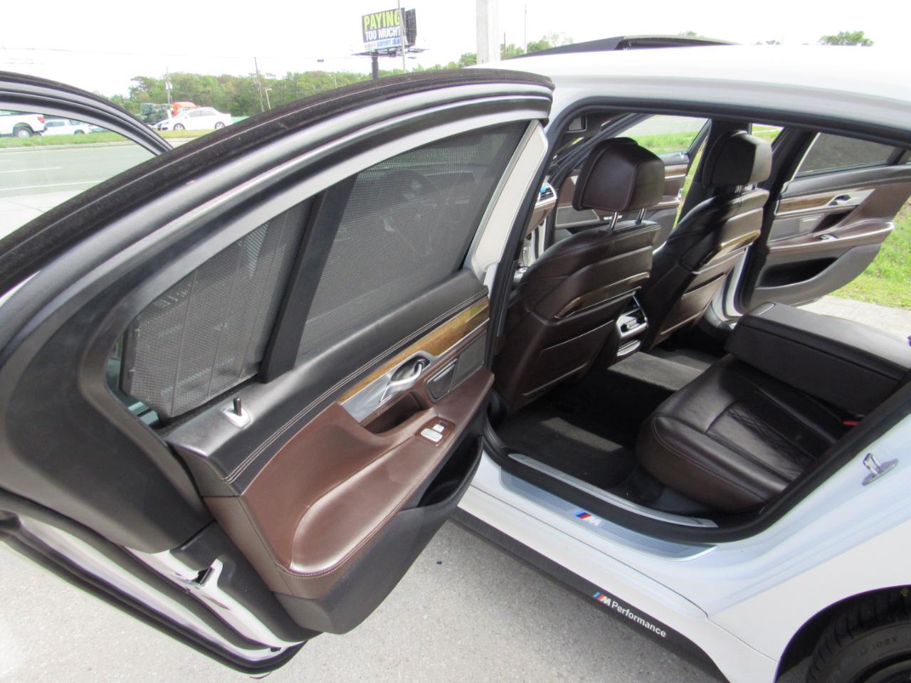 BMW 7 Series 750i Sedan 2018