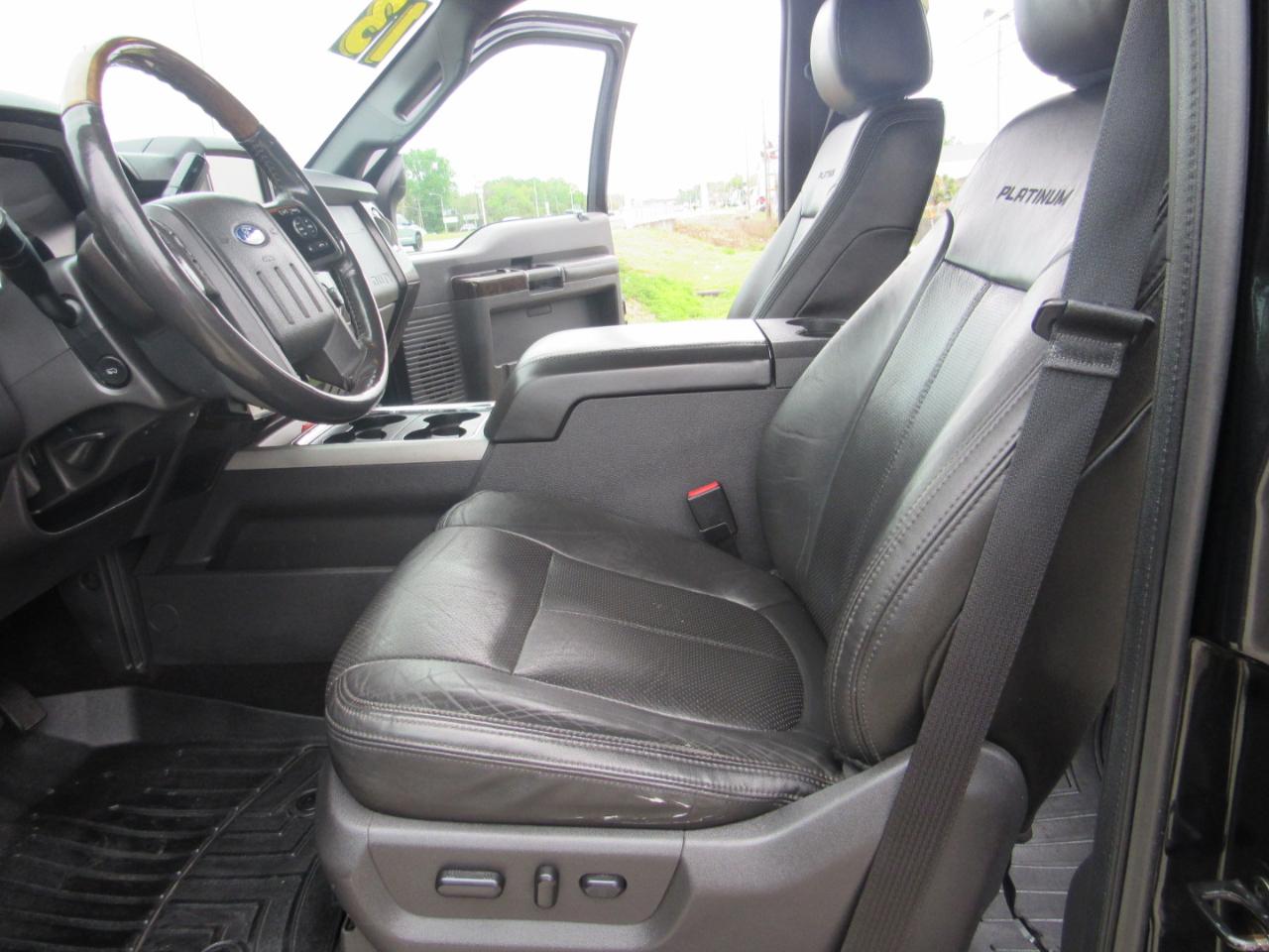 Ford Super Duty F-250 SRW 4WD Crew Cab 172" Lariat 2013