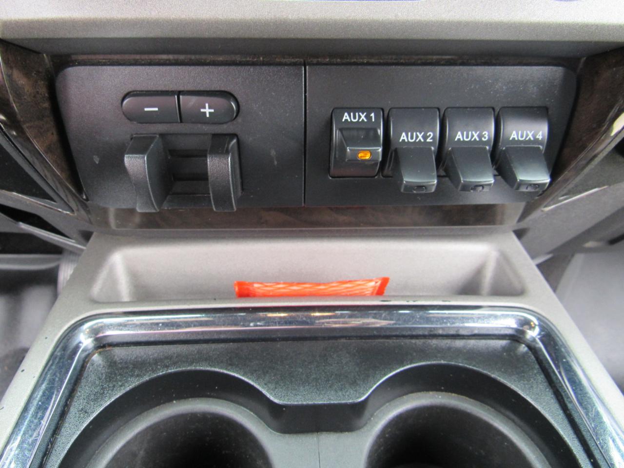 Ford Super Duty F-250 SRW 4WD Crew Cab 172" Lariat 2013