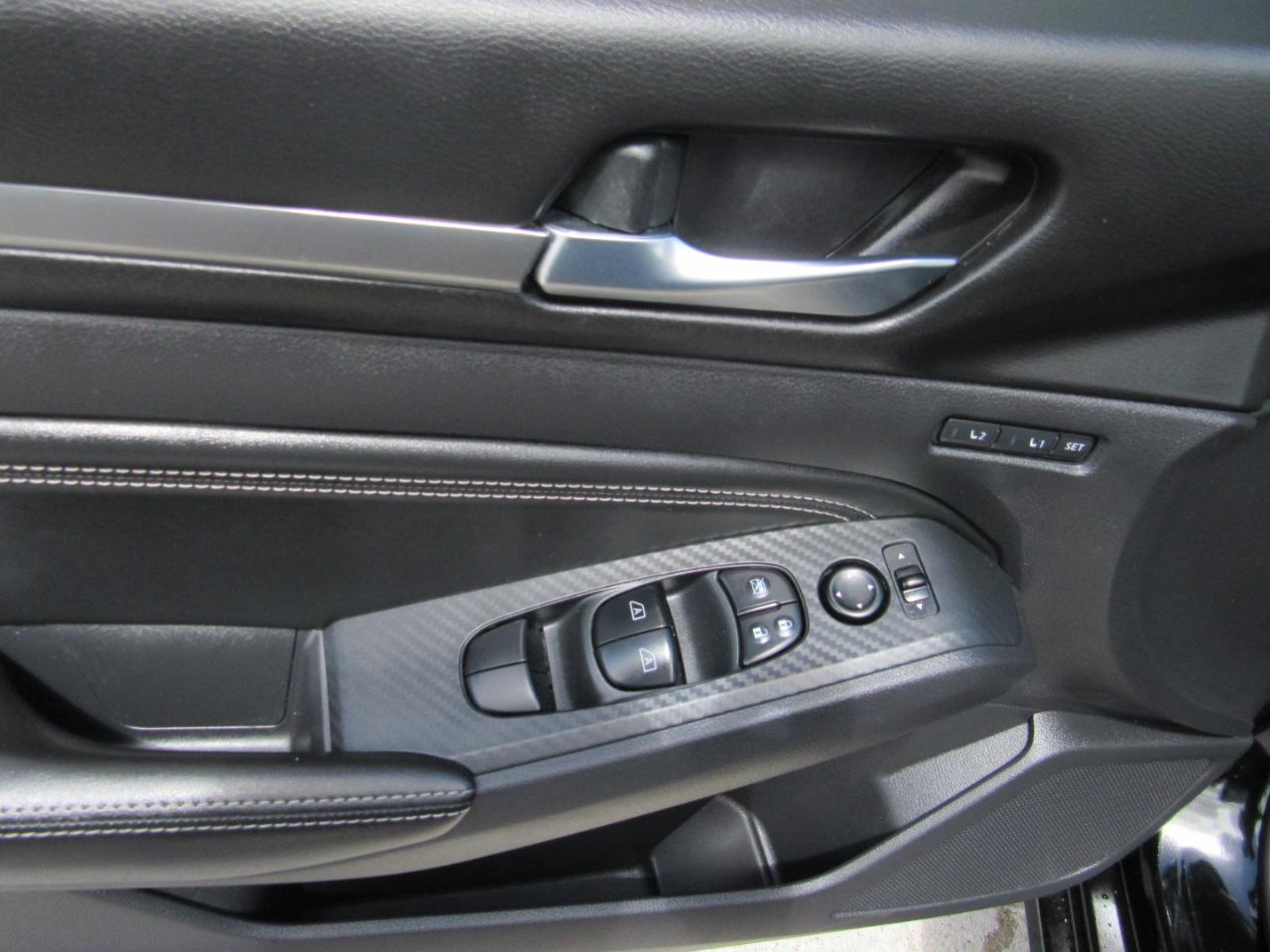 Nissan Altima 2.5 Platinum Sedan 2019