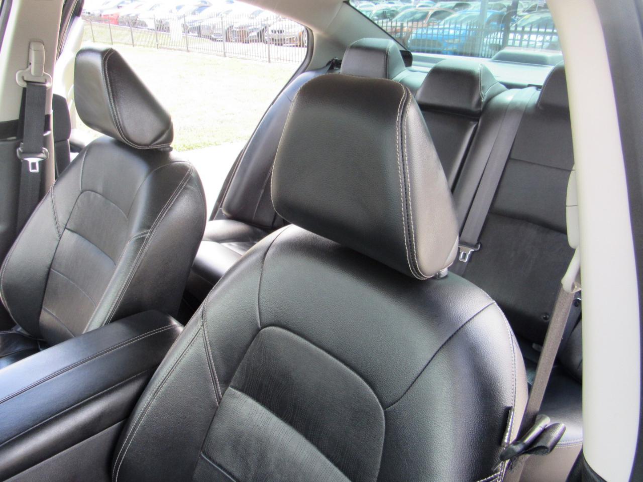 Nissan Altima 2.5 Platinum Sedan 2019