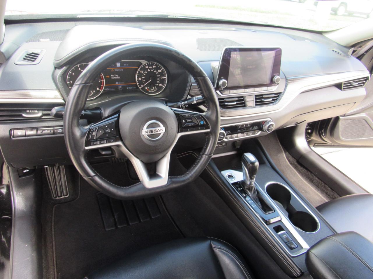 Nissan Altima 2.5 Platinum Sedan 2019