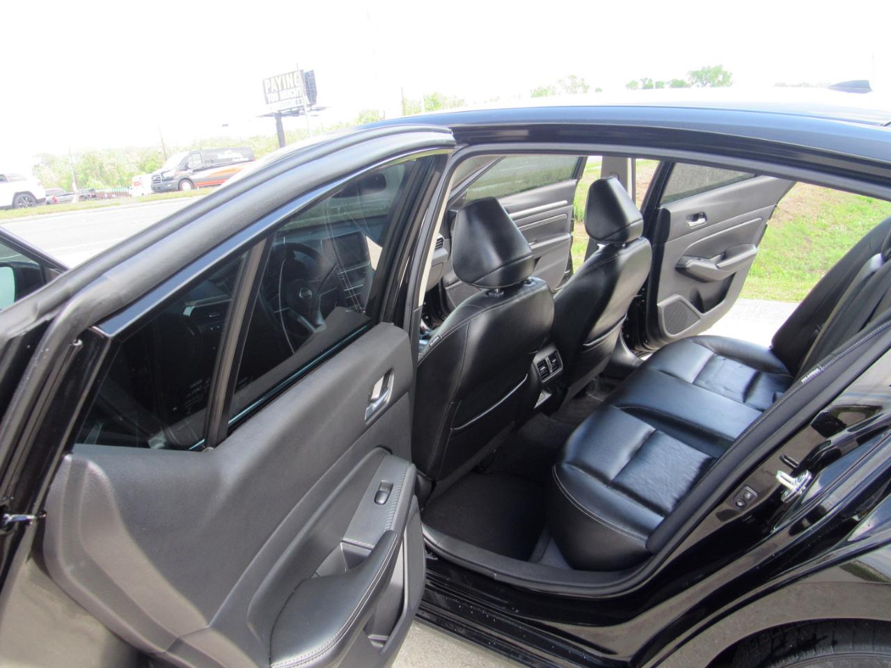 Nissan Altima 2.5 Platinum Sedan 2019