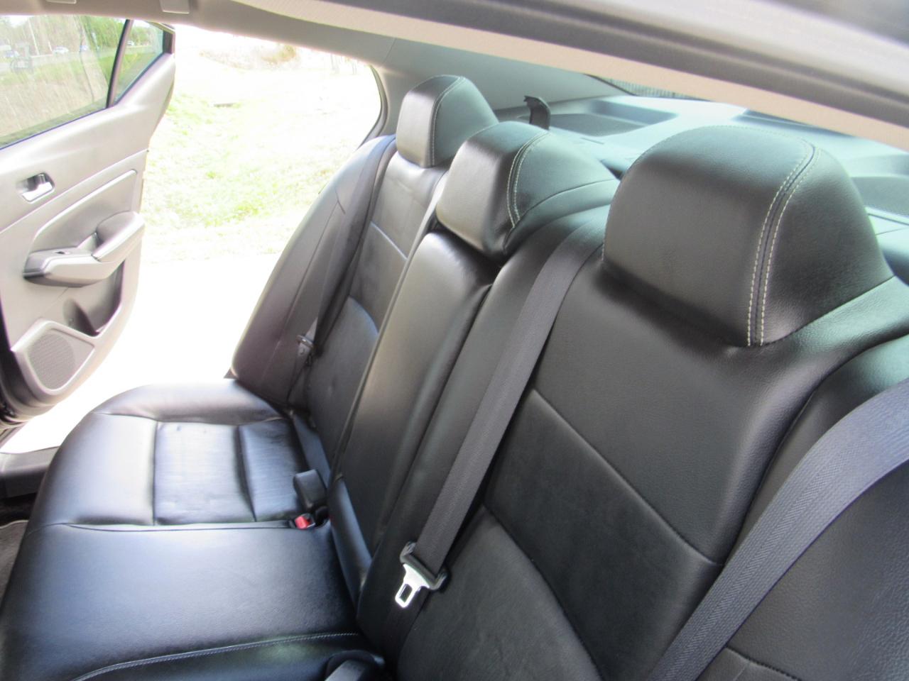 Nissan Altima 2.5 Platinum Sedan 2019