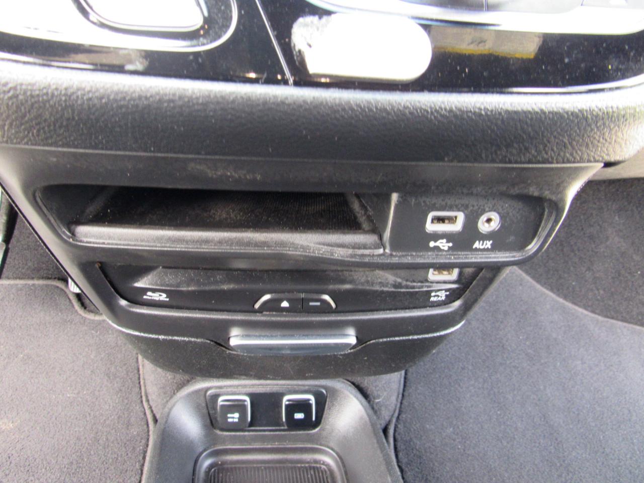 Chrysler Pacifica Touring L Plus FWD 2019