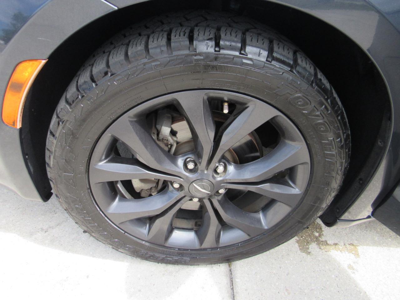 Chrysler Pacifica Touring L Plus FWD 2019