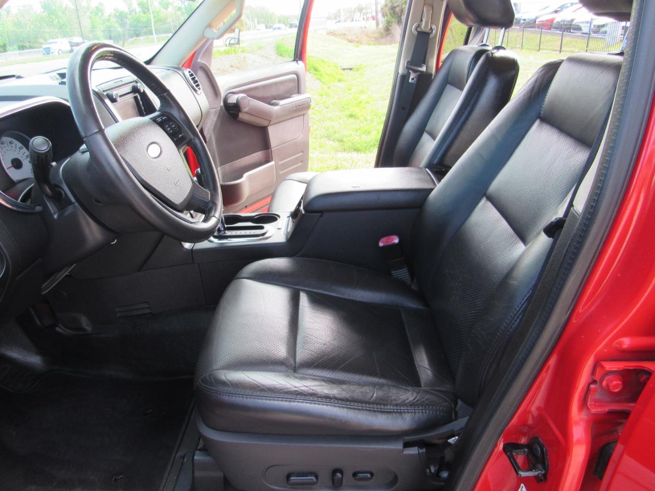 Ford Explorer Sport Trac RWD 4dr Limited 2010