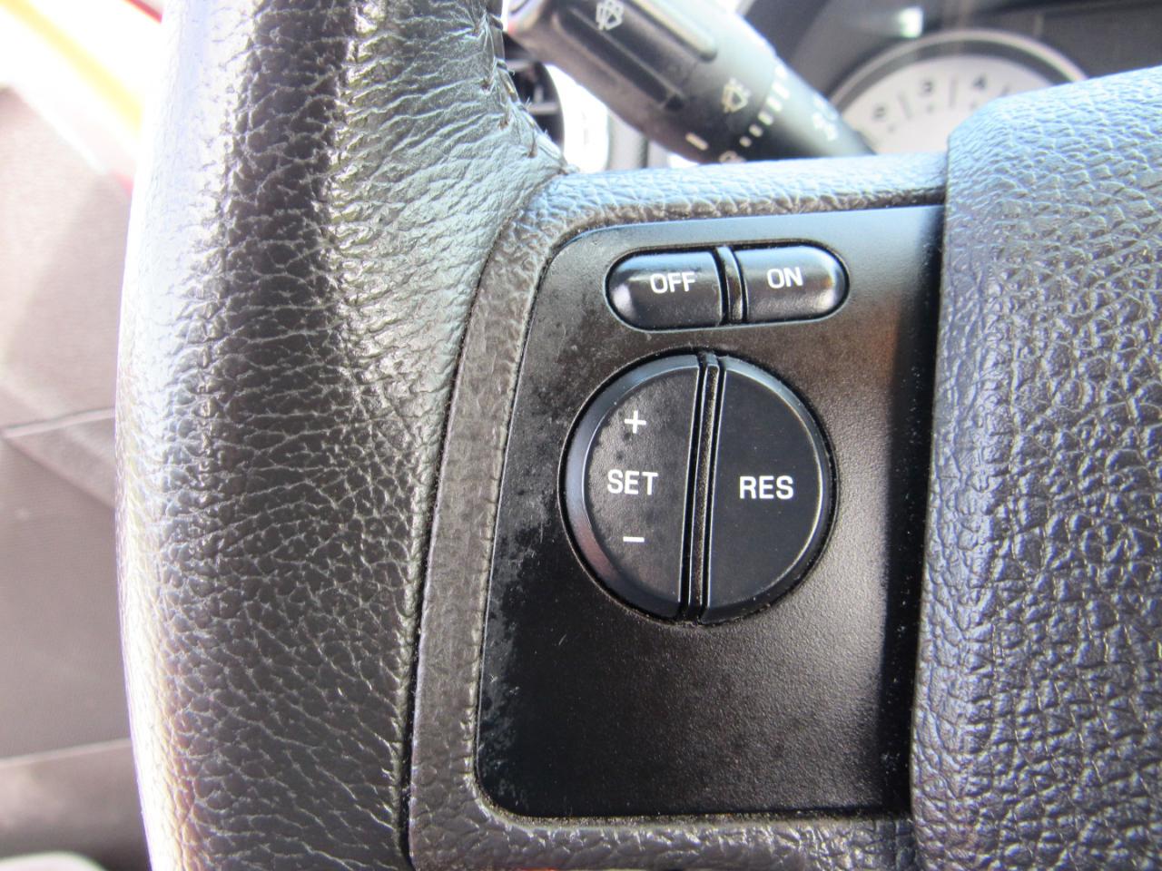 Ford Explorer Sport Trac RWD 4dr Limited 2010