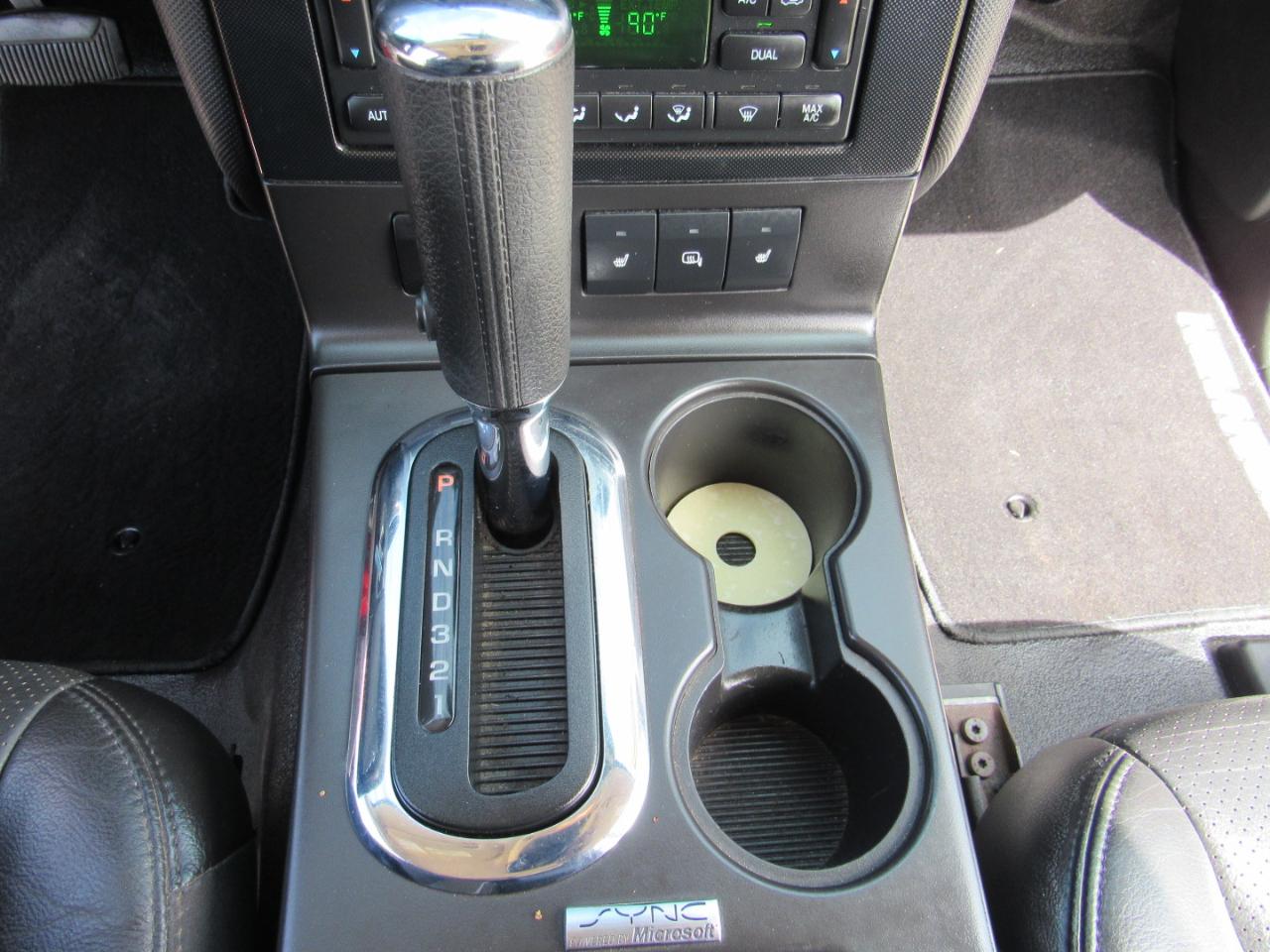 Ford Explorer Sport Trac RWD 4dr Limited 2010