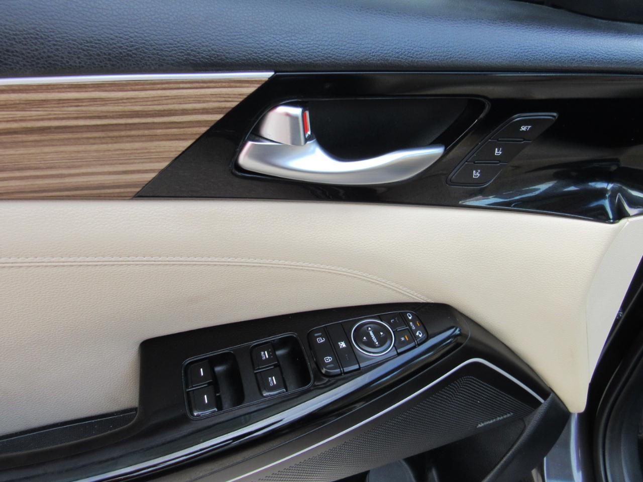 Kia Cadenza Technology Sedan 2017