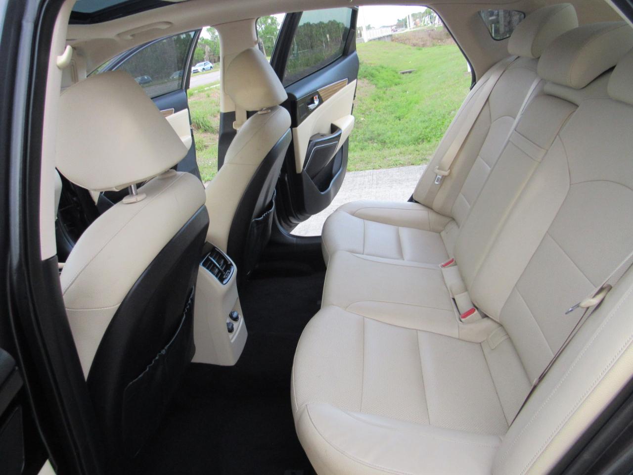 Kia Cadenza Technology Sedan 2017