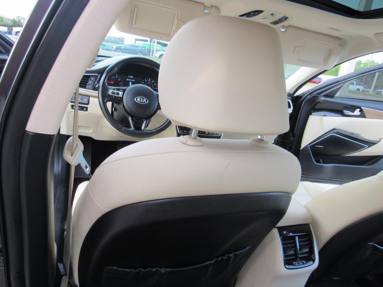 Kia Cadenza Technology Sedan 2017