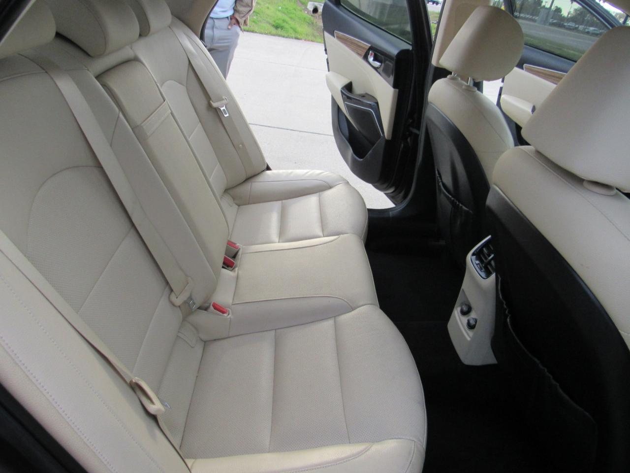 Kia Cadenza Technology Sedan 2017