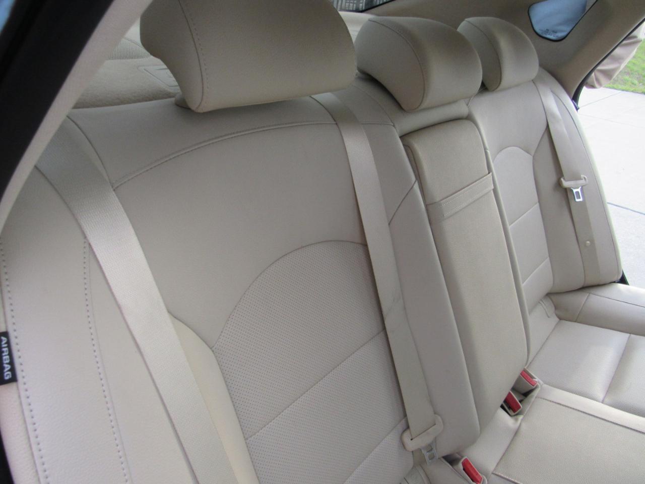 Kia Cadenza Technology Sedan 2017