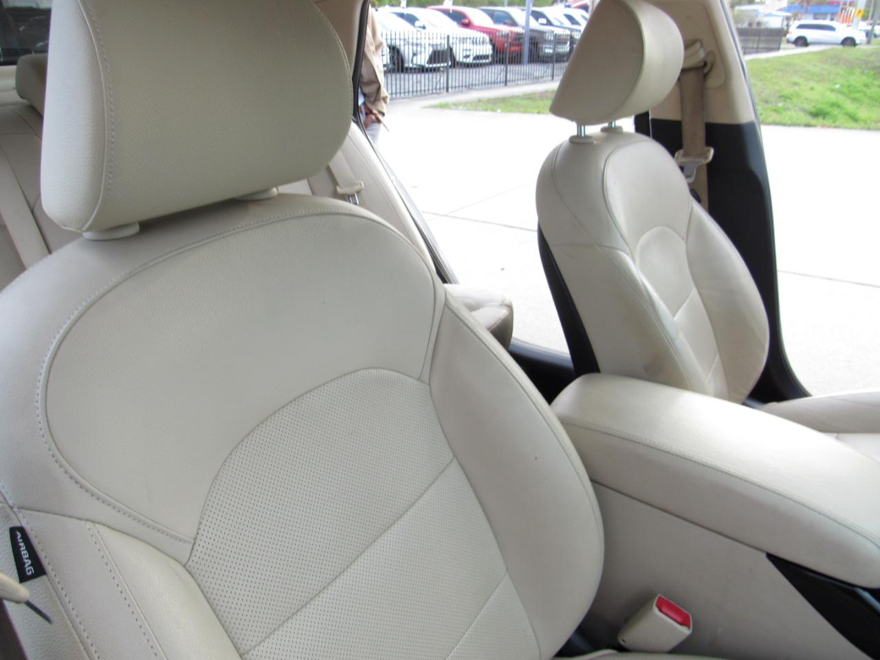 Kia Cadenza Technology Sedan 2017