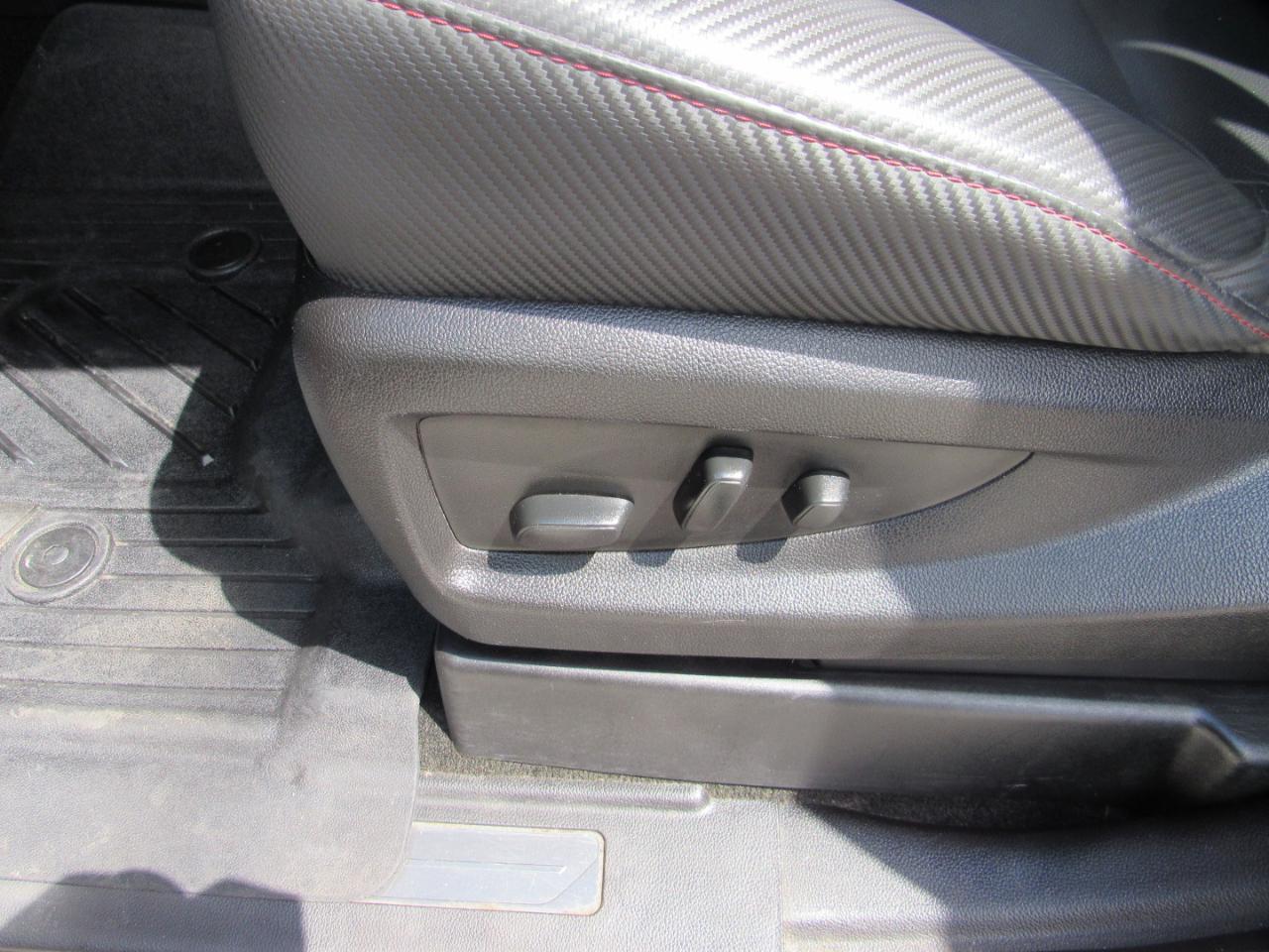 GMC Sierra 1500 4WD Crew Cab 143.5" SLT 2018