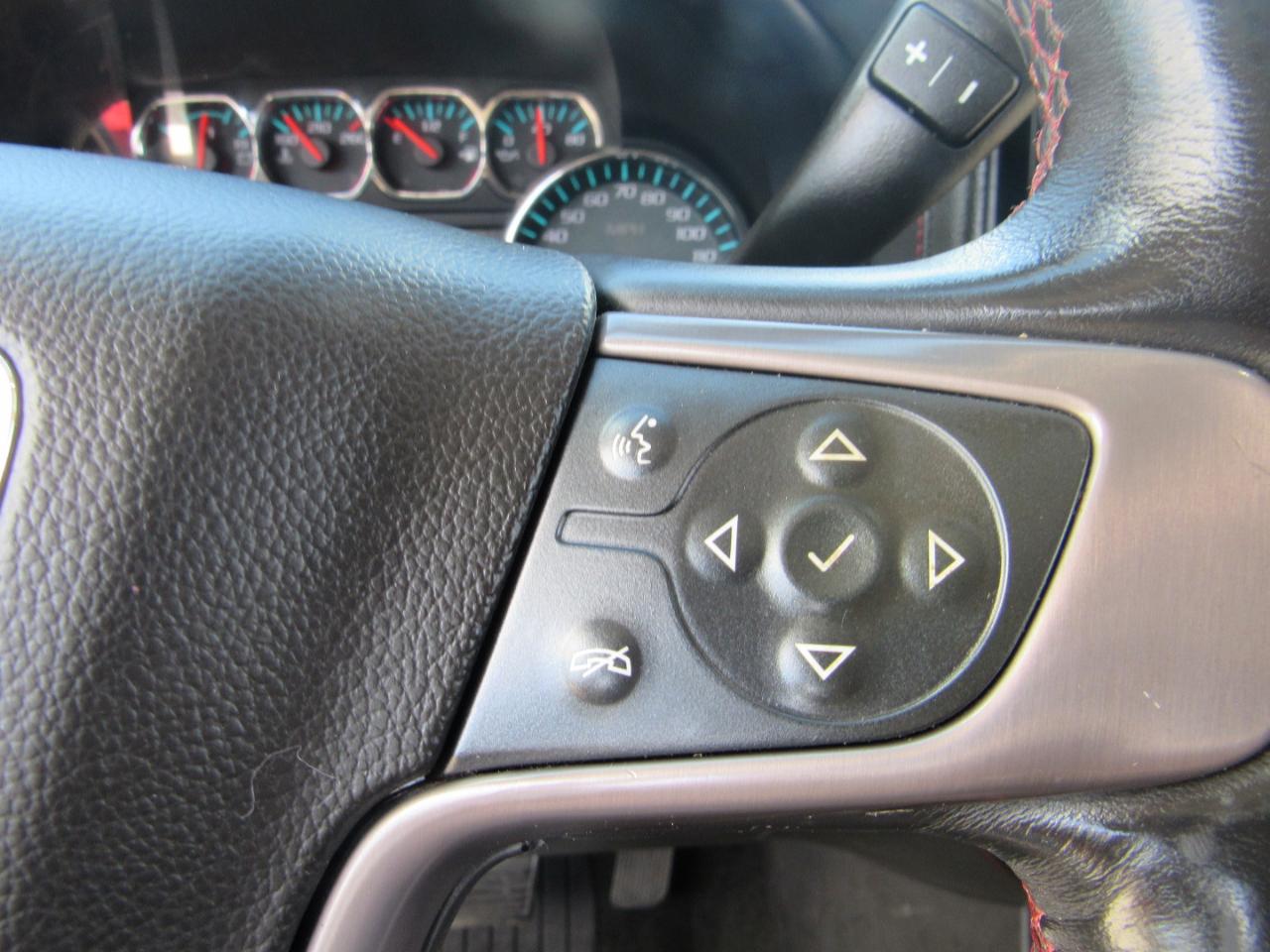 GMC Sierra 1500 4WD Crew Cab 143.5" SLT 2018