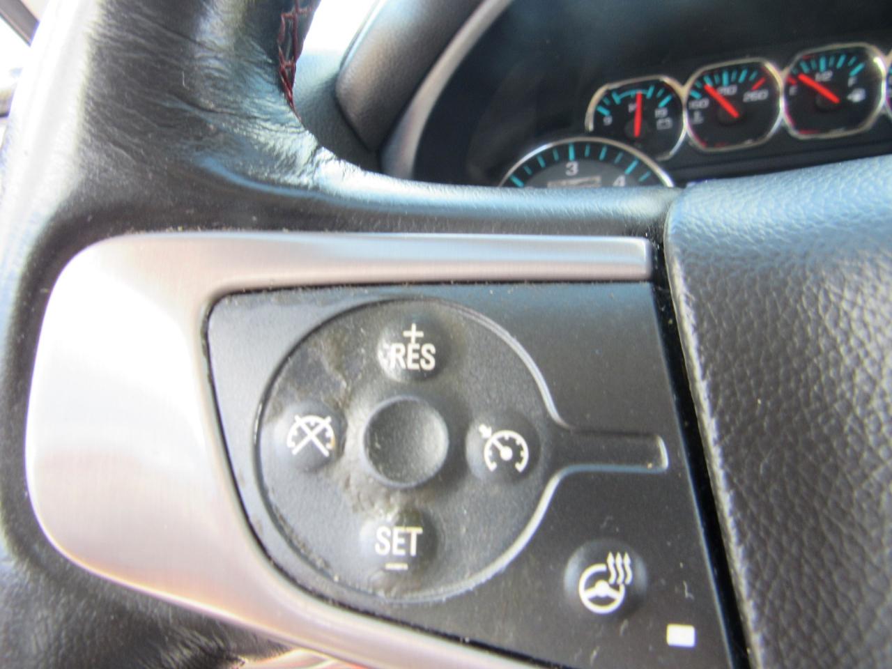 GMC Sierra 1500 4WD Crew Cab 143.5" SLT 2018