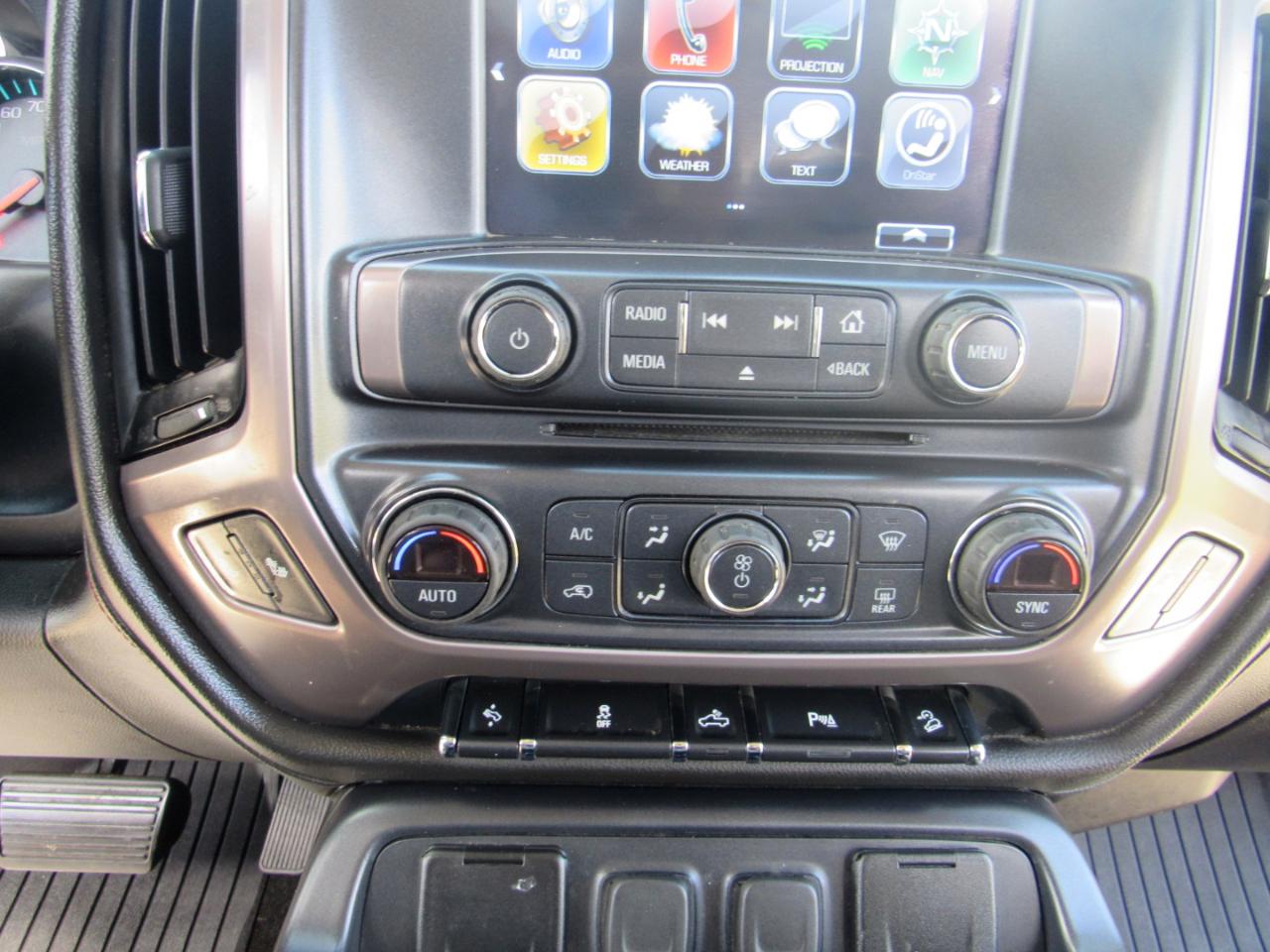 GMC Sierra 1500 4WD Crew Cab 143.5" SLT 2018