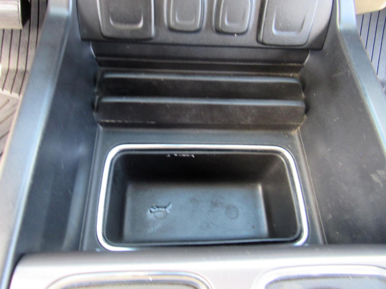 GMC Sierra 1500 4WD Crew Cab 143.5" SLT 2018