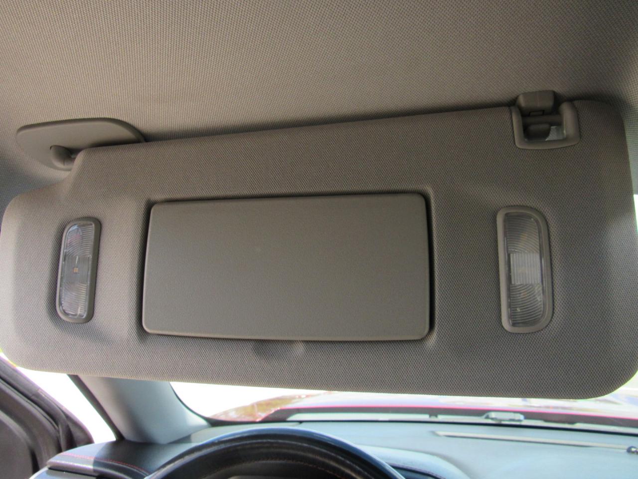 GMC Sierra 1500 4WD Crew Cab 143.5" SLT 2018